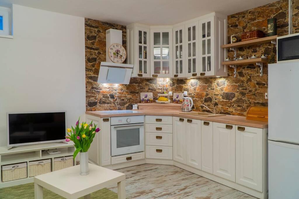 Provensalsky Rodinny Apartman Mandolina Bojnice Luaran gambar