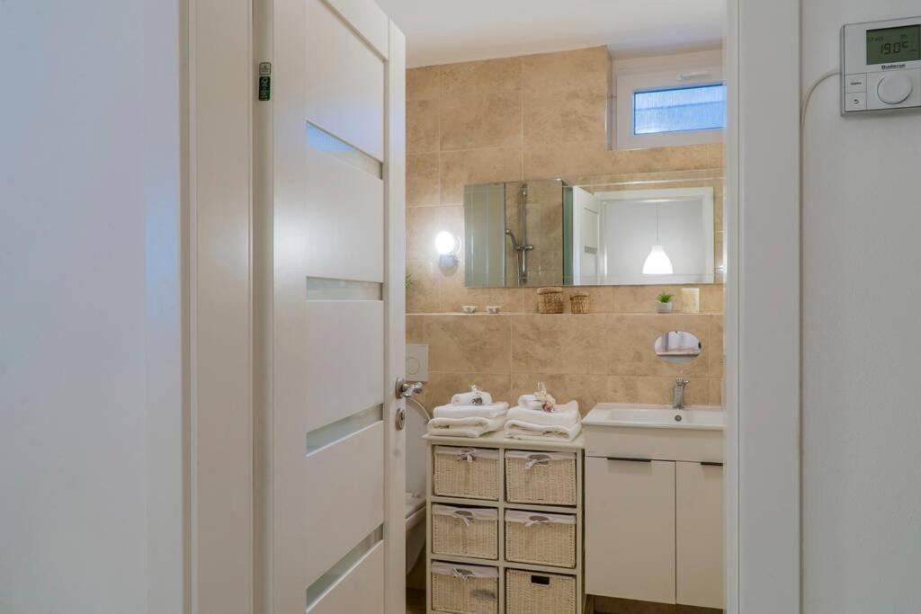 Provensalsky Rodinny Apartman Mandolina Bojnice Luaran gambar